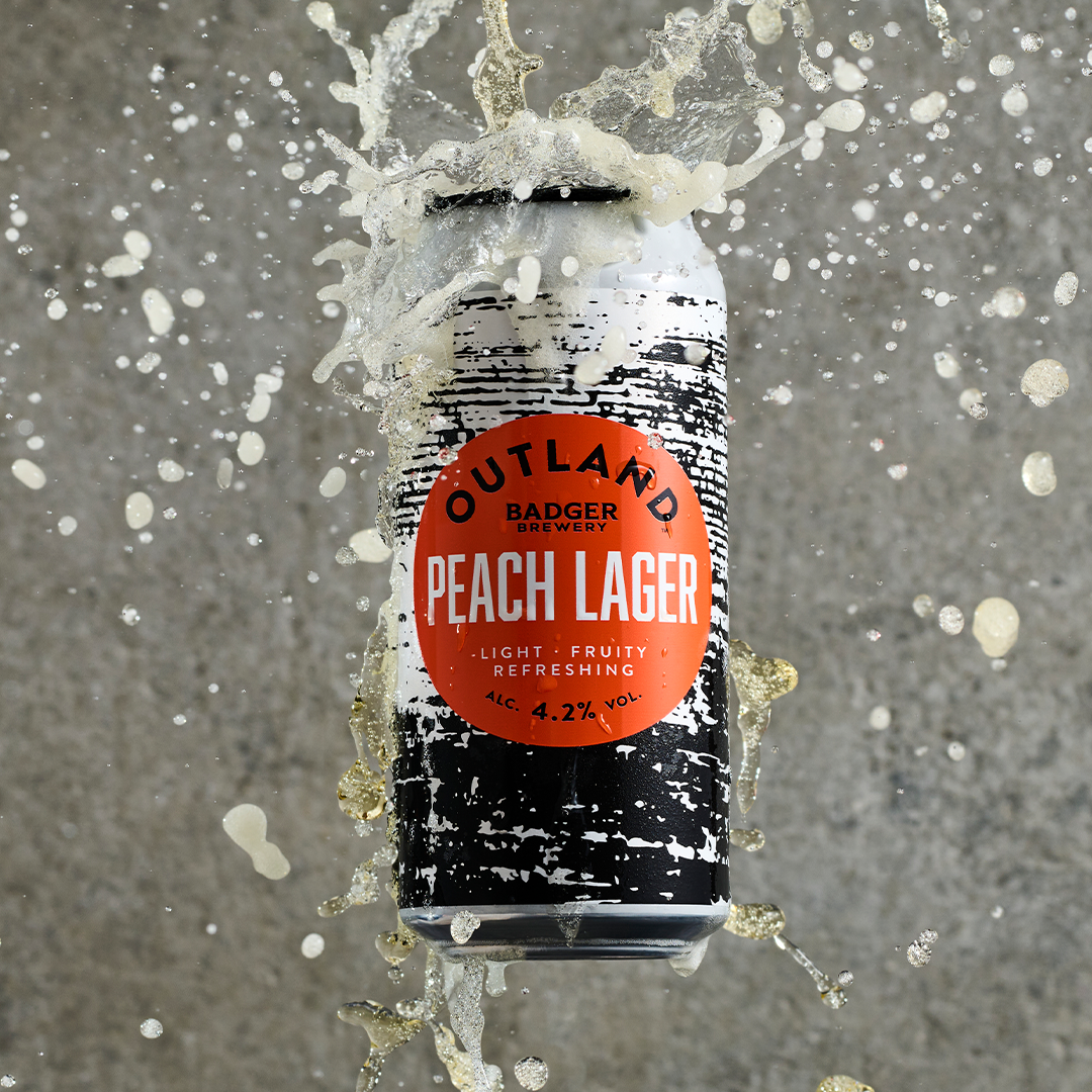 Outland Peach Lager splash