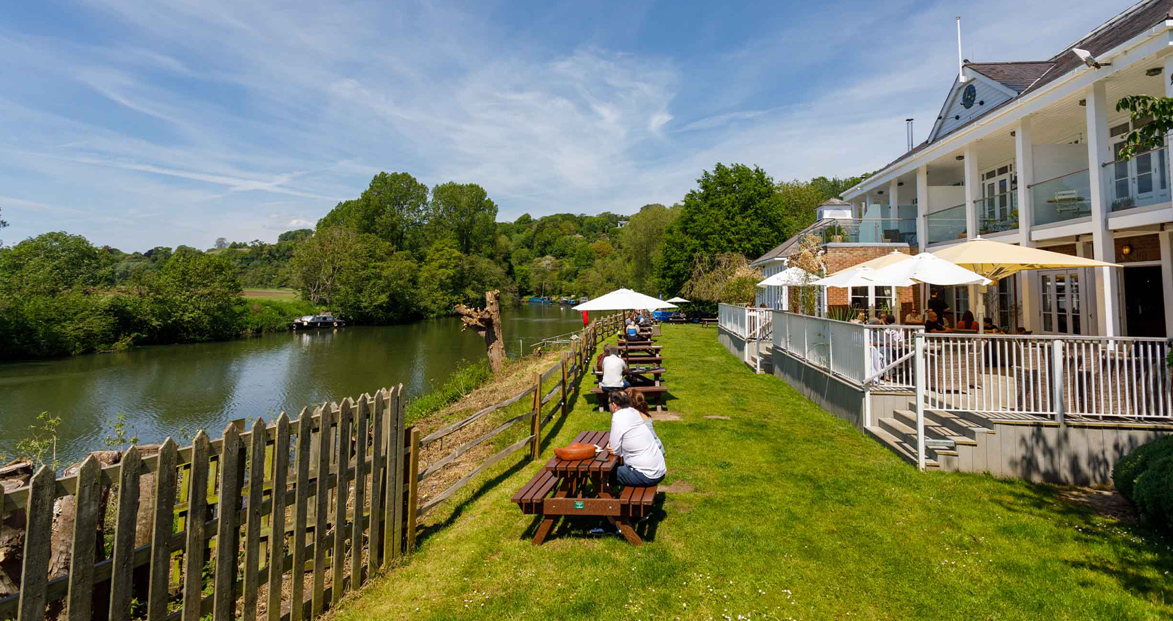 The Boathouse Hall and Woodhouse pub